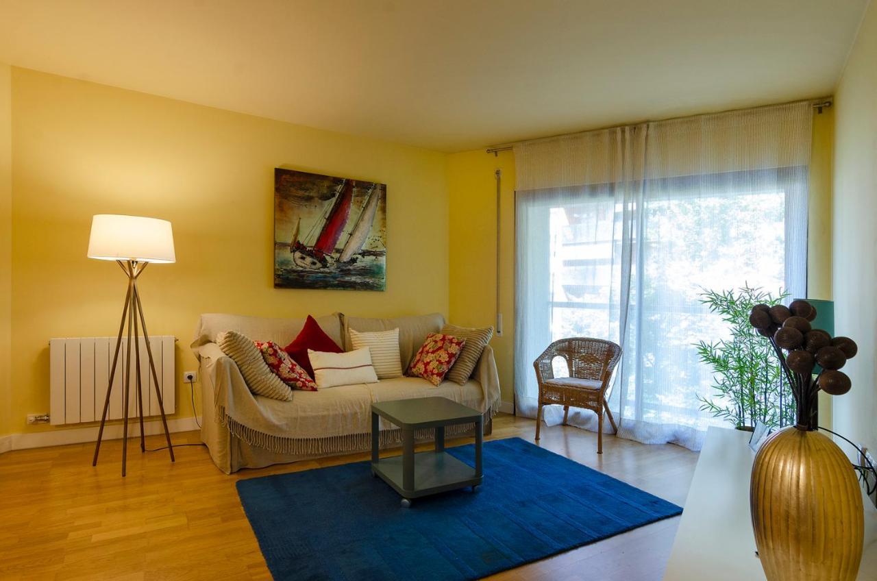 Devesa Park Apartment With Private Parking 赫罗纳 外观 照片