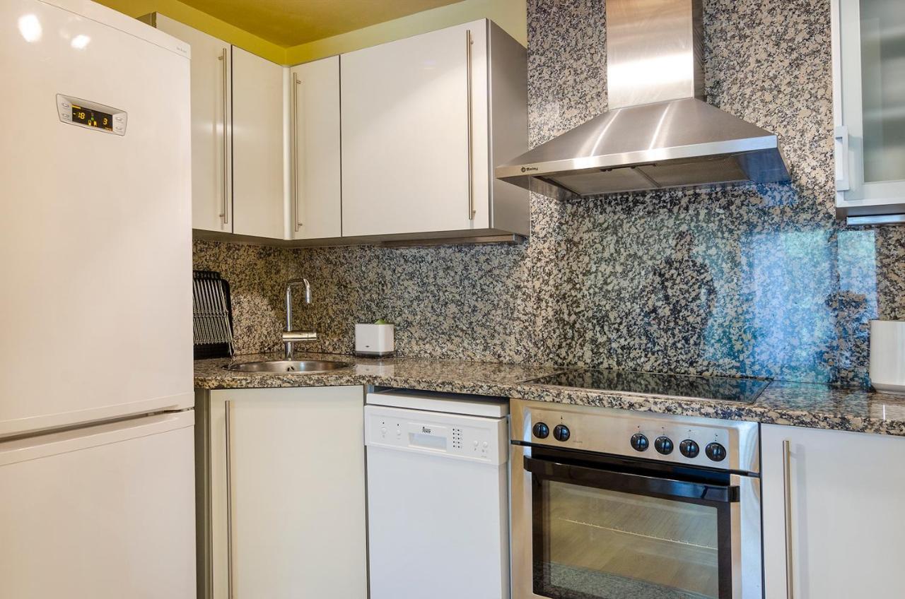 Devesa Park Apartment With Private Parking 赫罗纳 外观 照片