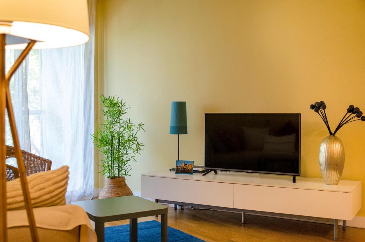 Devesa Park Apartment With Private Parking 赫罗纳 外观 照片
