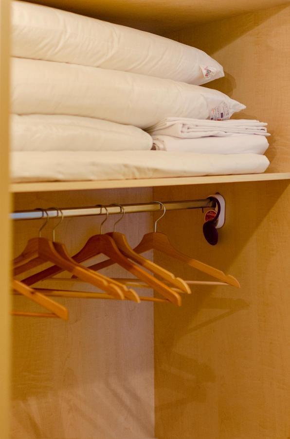 Devesa Park Apartment With Private Parking 赫罗纳 外观 照片